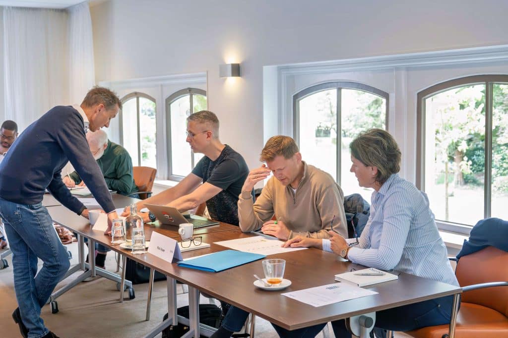Deelnemers aan de Deltiq CDO Masterclass, voorjaar 2025.